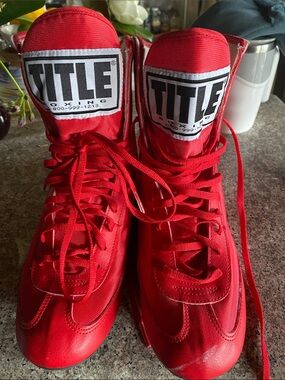 TITLE Boxing Men's Athletic Boxing Shoes - Red new